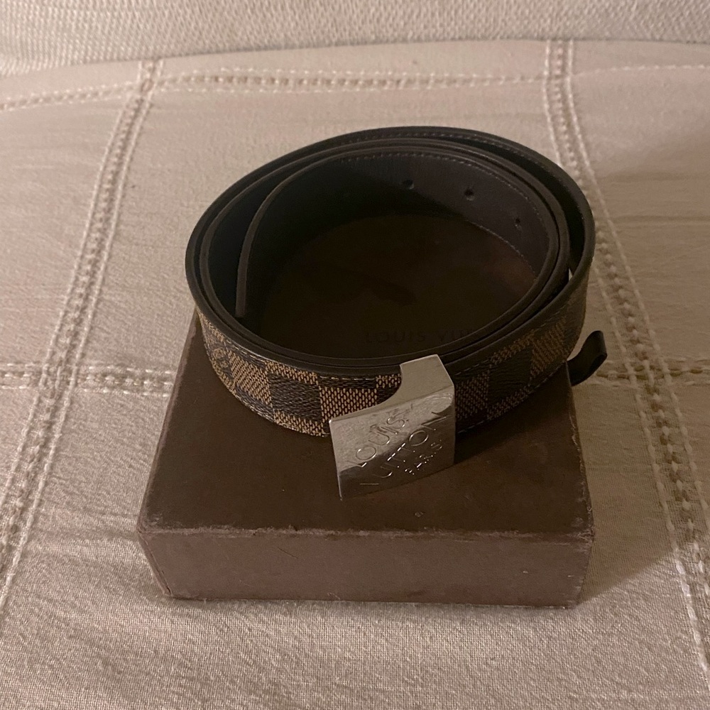 VINTAGE LOUIS VUITTON DAMIER  100% AUTHENTIC